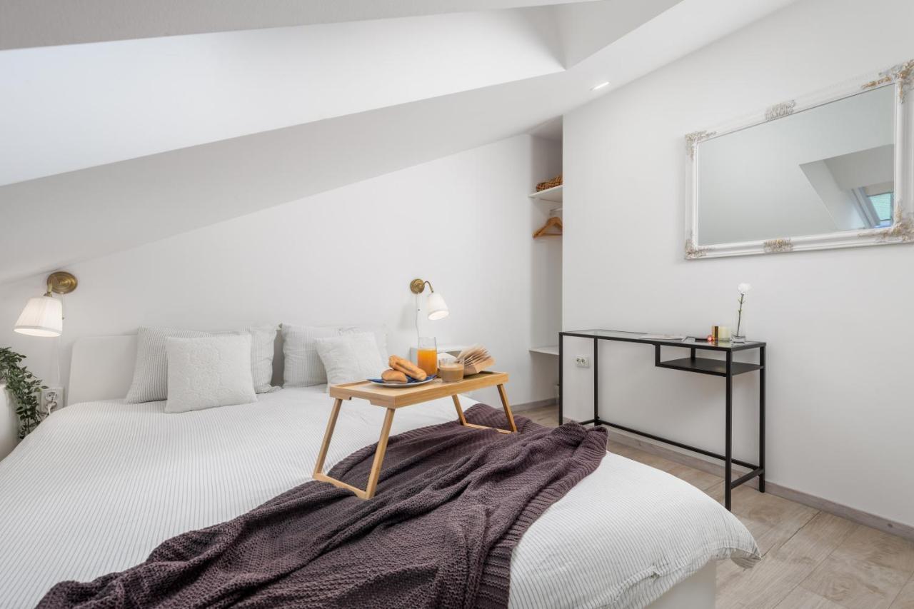 Bella Ciao Apartments Rijeka Luaran gambar