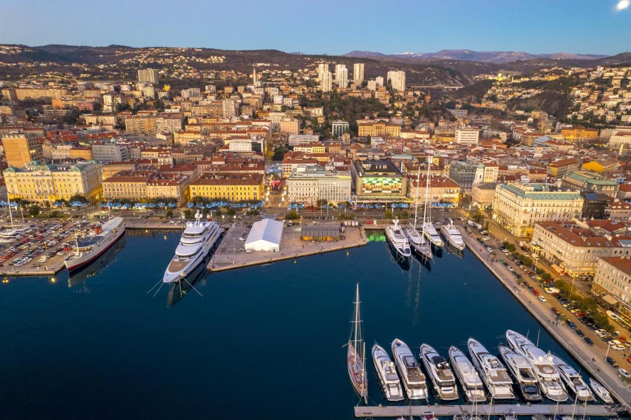 Bella Ciao Apartments Rijeka Luaran gambar